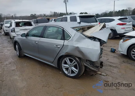 2012 Volkswagen Passat 2.0L Tdi Sel Premium z USA, uszkodzony, nr VIN 1VWCN7A31CC088475